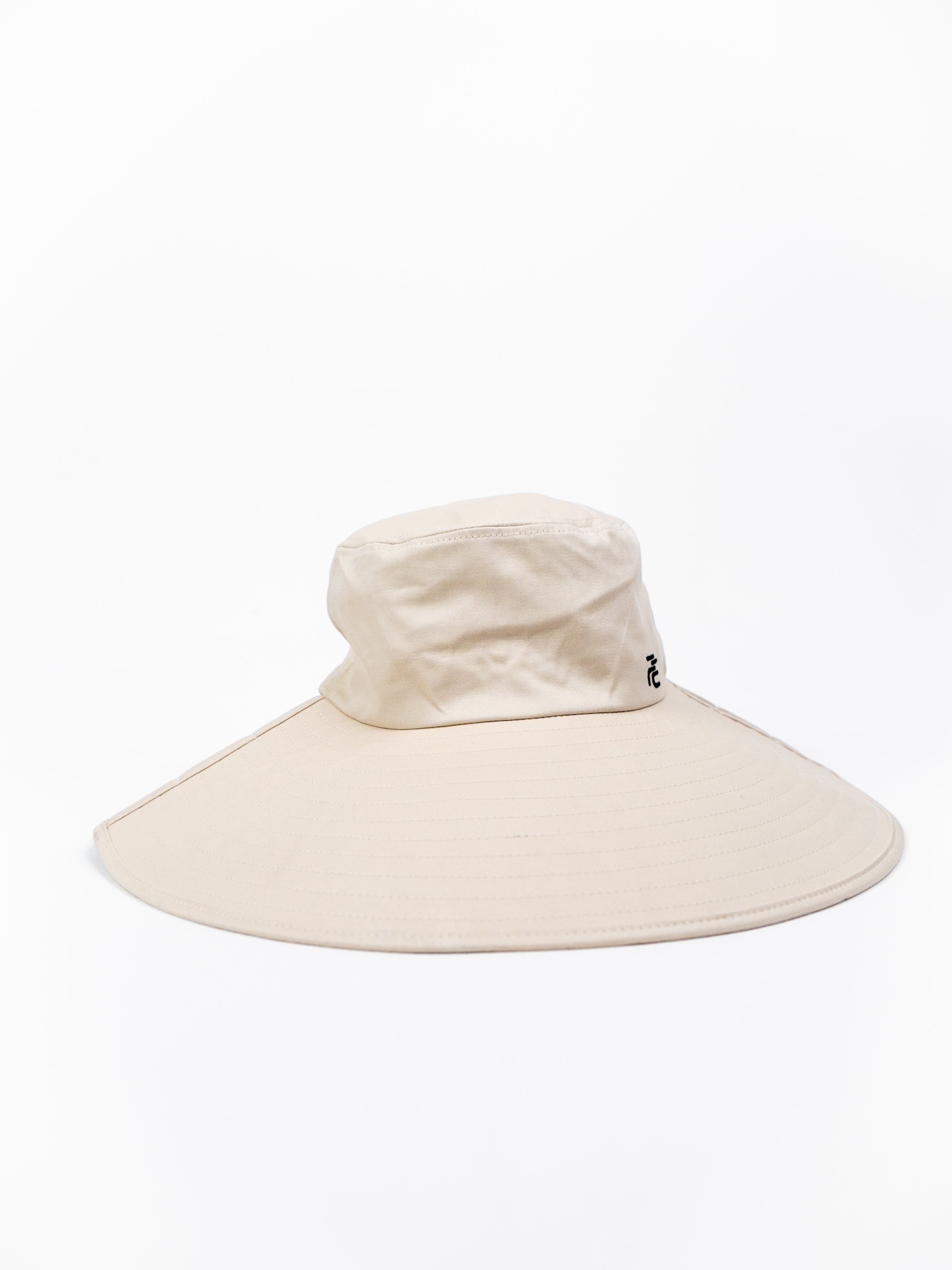 Image of EMF Protective Beach Hat